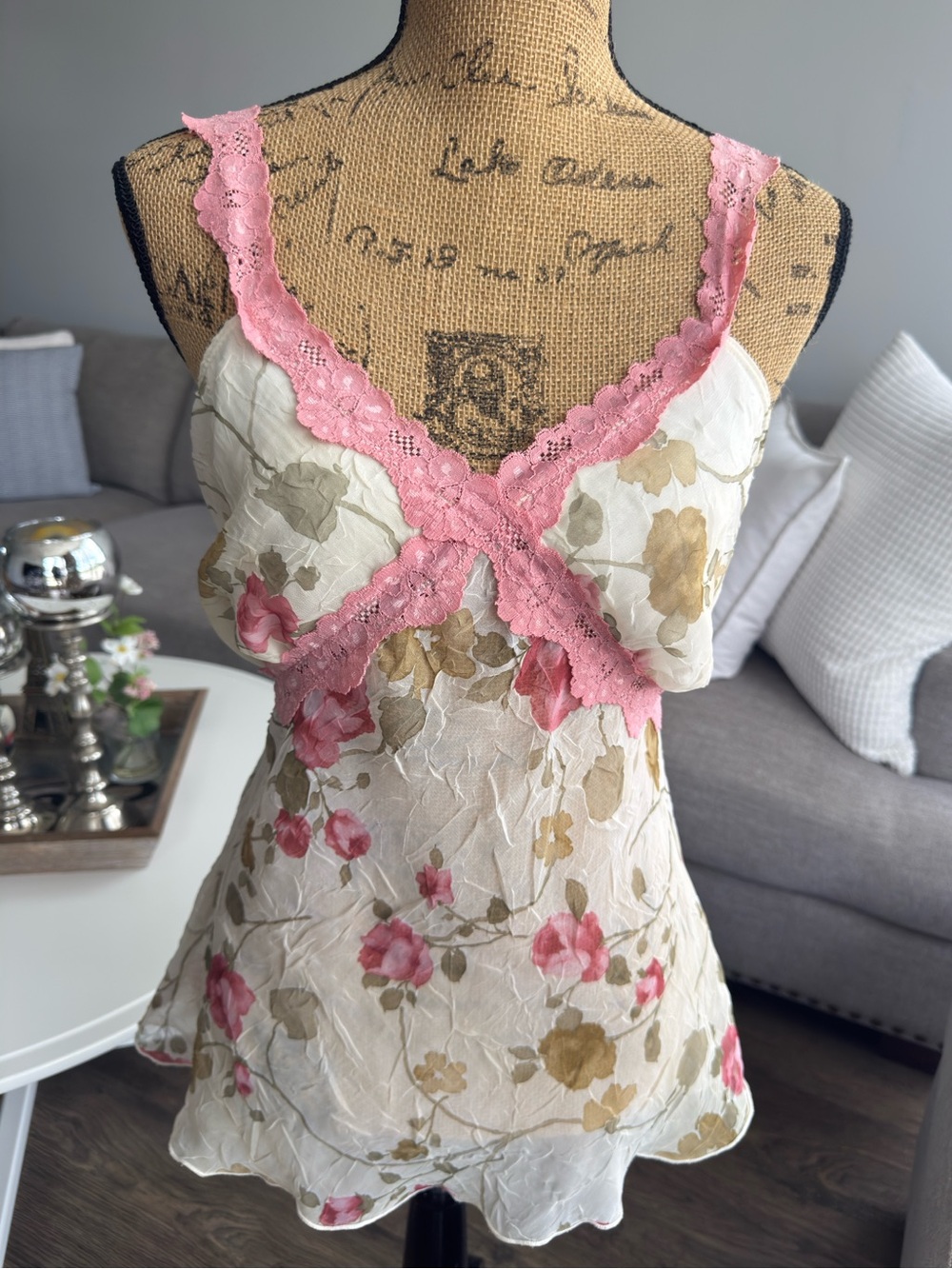 Poetry Floral Lace-Trim Chemise in Pink and Cream